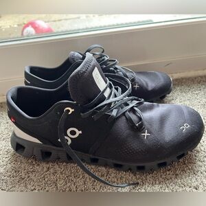 Gently used men’s Onclouds